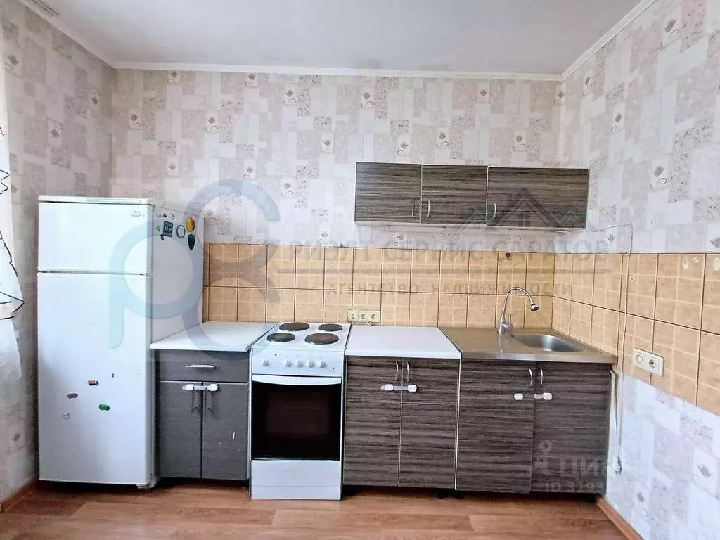 2-к кв. Саратовская область, Саратов Лунная ул., 28 (42.0 м) - Фото 0