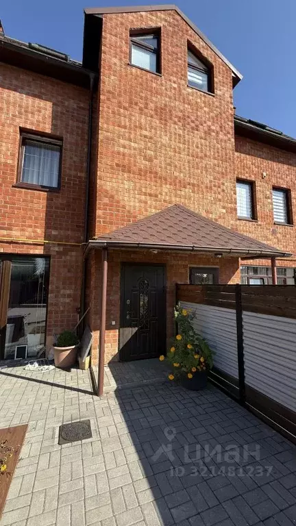 Дом в Калининградская область, Гурьевский муниципальный округ, пос. ... - Фото 2