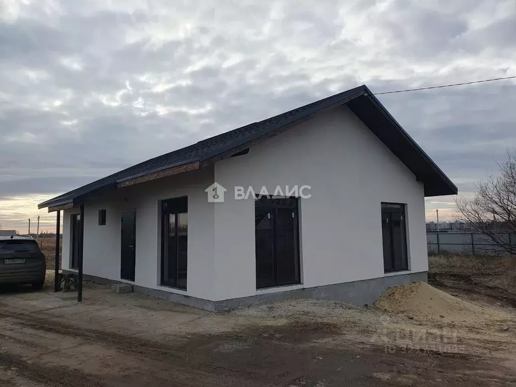 Дом в Волгоградская область, Краснослободск Среднеахтубинский район, ... - Фото 1