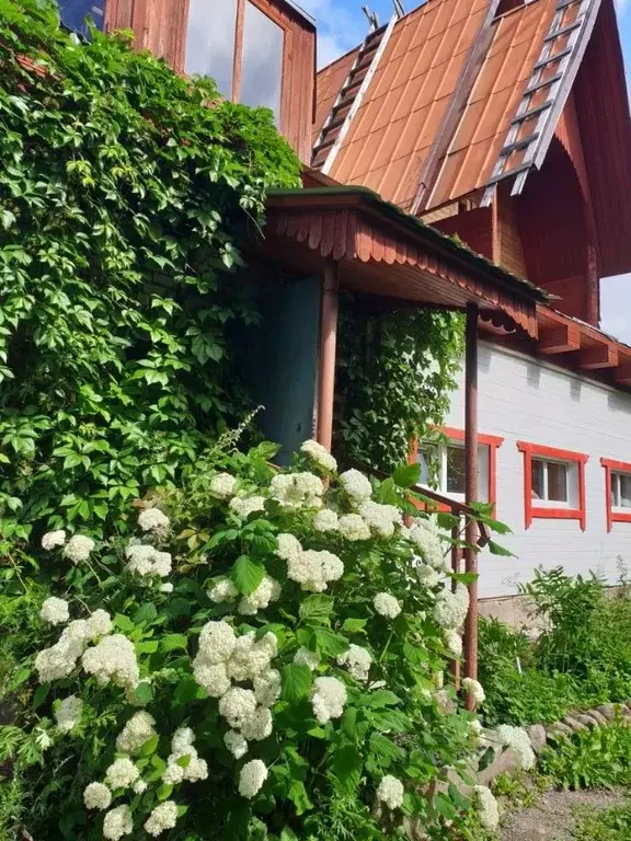 Дом в Ленинградская область, Выборгский район, Каменногорское ... - Фото 1