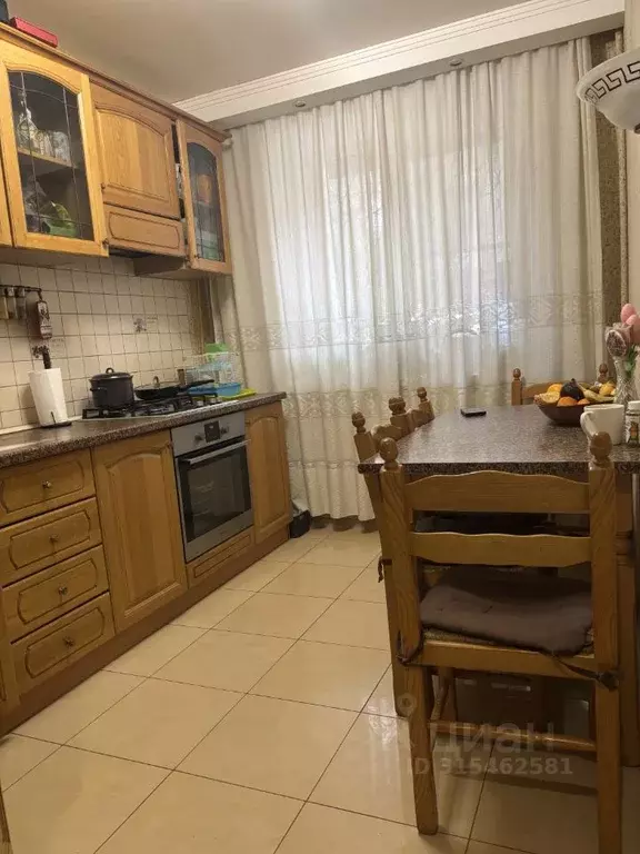 3-к кв. Самарская область, Самара Первомайская ул., 27а (67.2 м) - Фото 0