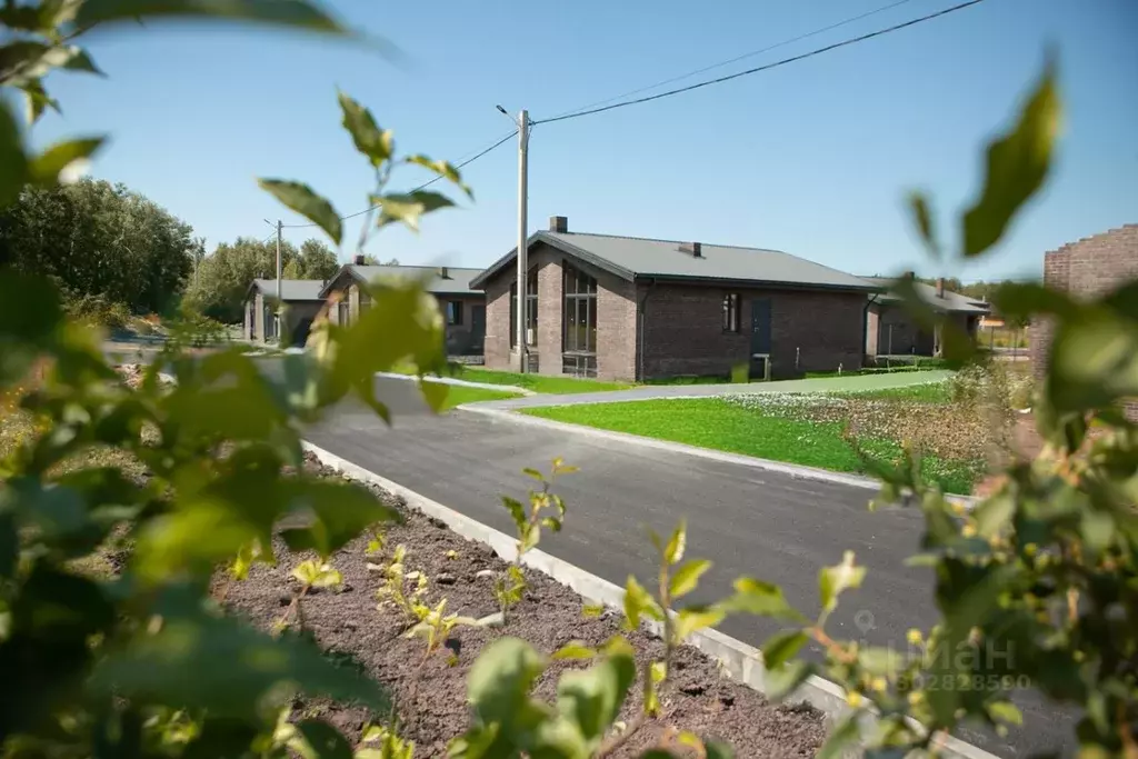 Дом в Омская область, Омский район муниципальный округ, с. ... - Фото 1