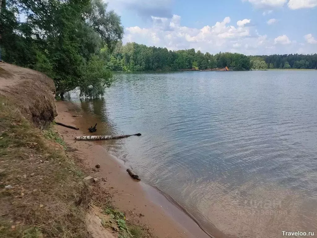 Участок в Московская область, Истра муниципальный округ, д. ... - Фото 2