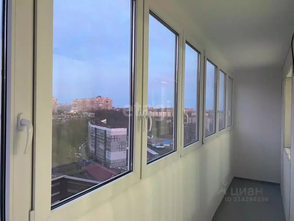 1-к кв. Приморский край, Владивосток ул. Черняховского, 11 (40.1 м) - Фото 0