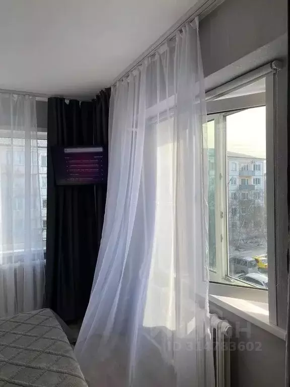 2-к кв. Бурятия, Улан-Удэ ул. Бабушкина, 28 (48.0 м) - Фото 1