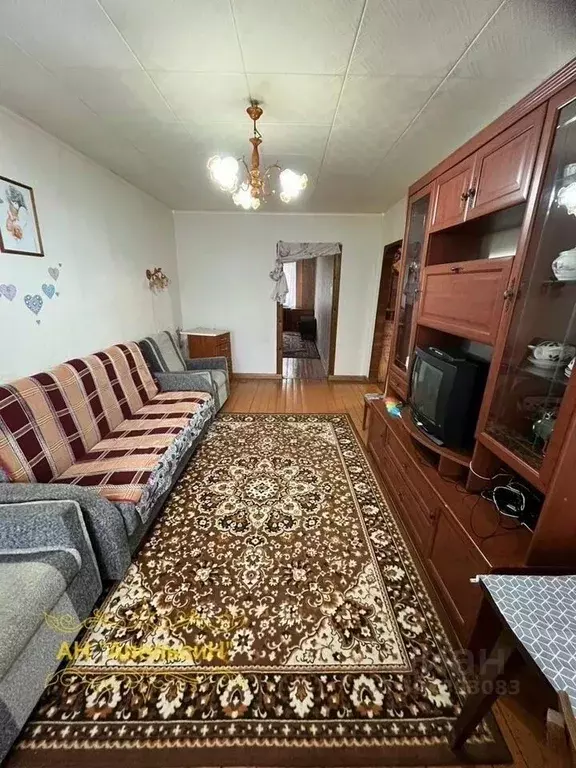 2-к кв. Ленинградская область, Тихвин 4-й мкр, 15 (44.0 м) - Фото 1