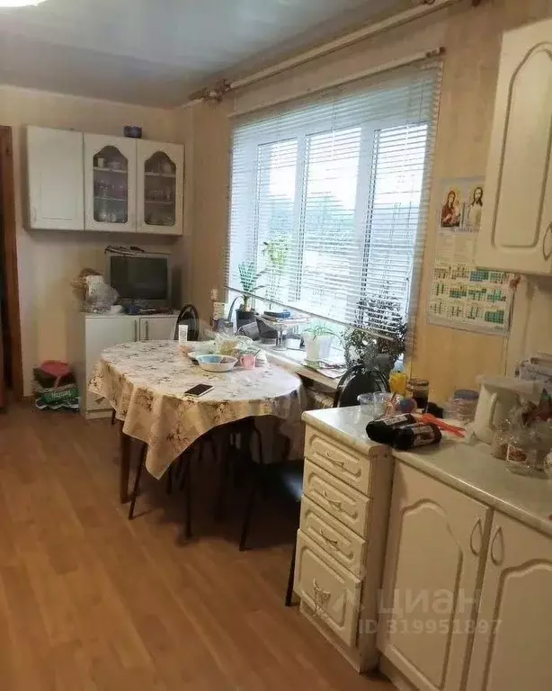 Дом в Калужская область, Кондрово Дзержинский район, ул. Просвещения, ... - Фото 1