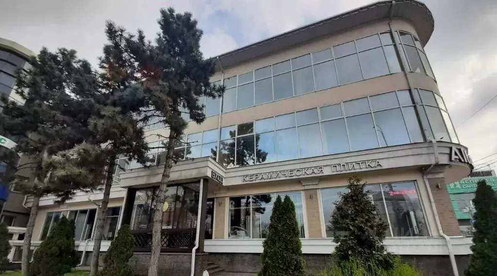 Офис в Краснодарский край, Краснодар Северная ул., 600/1 (500 м) - Фото 2