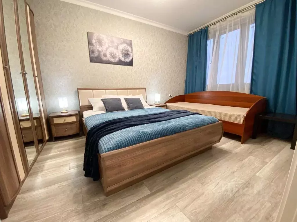 2-к кв. Ульяновская область, Ульяновск ул. Минаева, 48А (55.0 м) - Фото 0