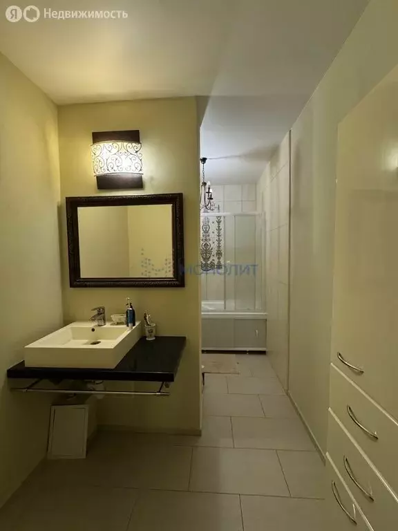 3-комнатная квартира: Нижний Новгород, улица Коминтерна, 260 (87 м) - Фото 1