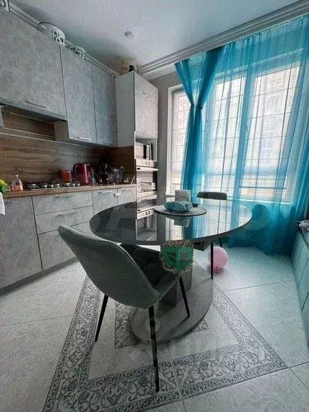 2-к кв. Краснодарский край, Геленджик ул. Маршала Жукова, 3к11 (60.5 ... - Фото 1