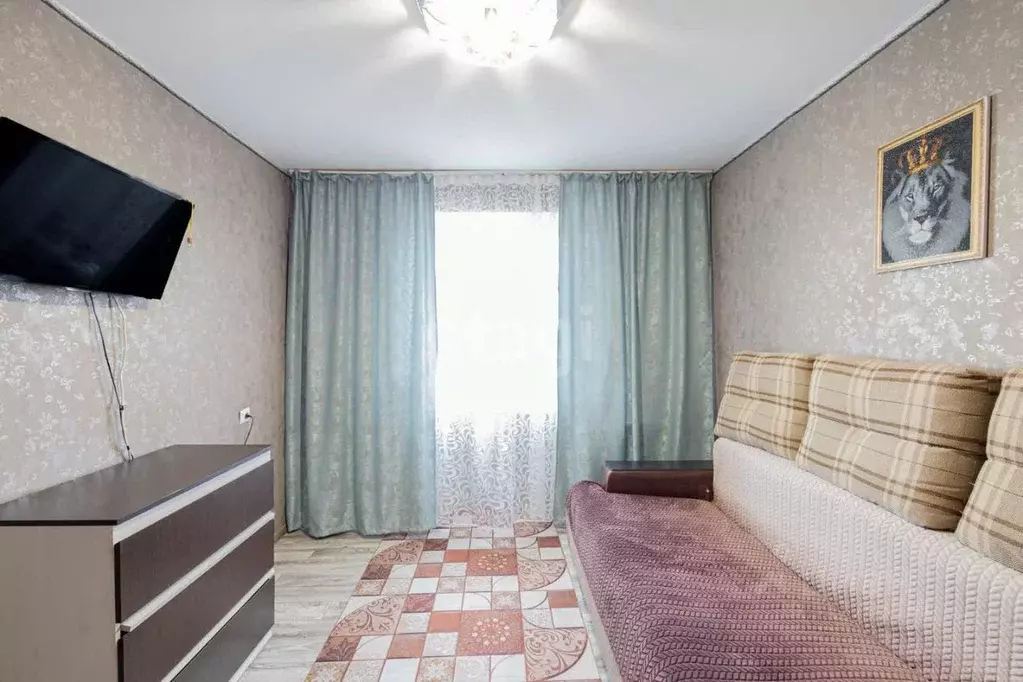 3-к кв. Хабаровский край, Комсомольск-на-Амуре ул. Лазо, 86 (63.7 м) - Фото 0