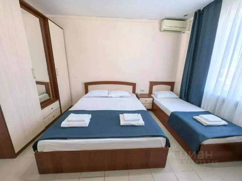 Комната Краснодарский край, Геленджик Средняя ул., 1 - Фото 1