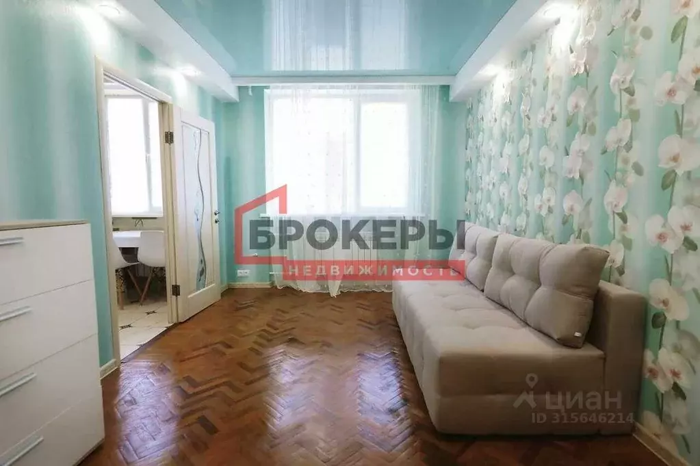 2-к кв. Севастополь ул. Хрусталева, 37 (43.6 м) - Фото 0