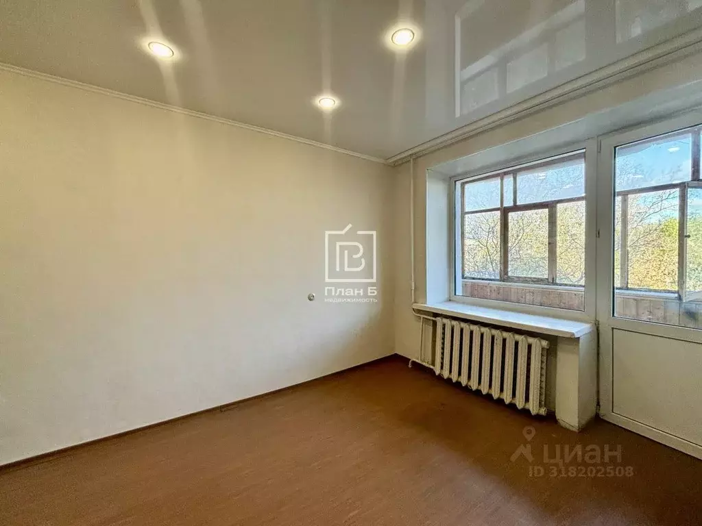 2-к кв. Калужская область, Калуга ул. Маршала Жукова, 7 (44.6 м) - Фото 0
