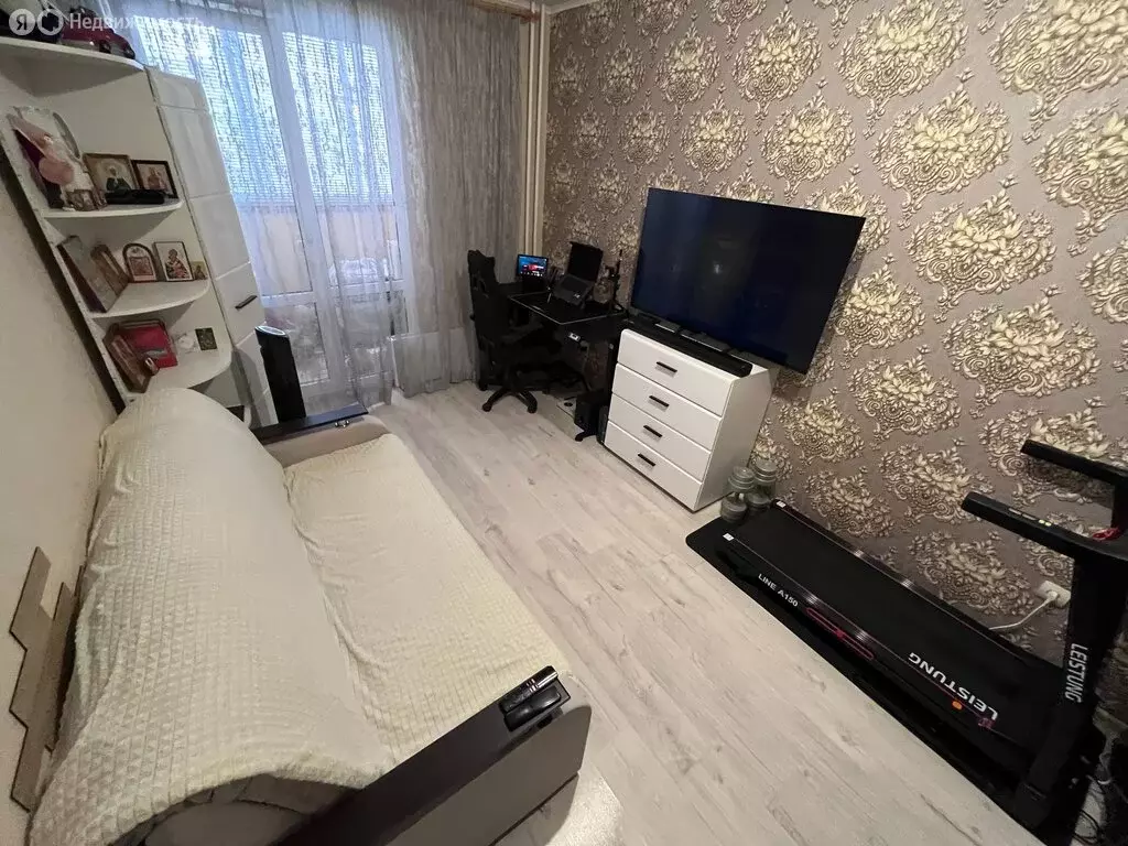 1-комнатная квартира: Курск, проспект Надежды Плевицкой, 25 (35.4 м) - Фото 2