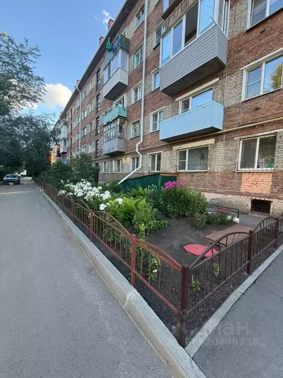 1-к кв. Омская область, Омск Московка мкр, ул. Молодогвардейская, 11 ... - Фото 0