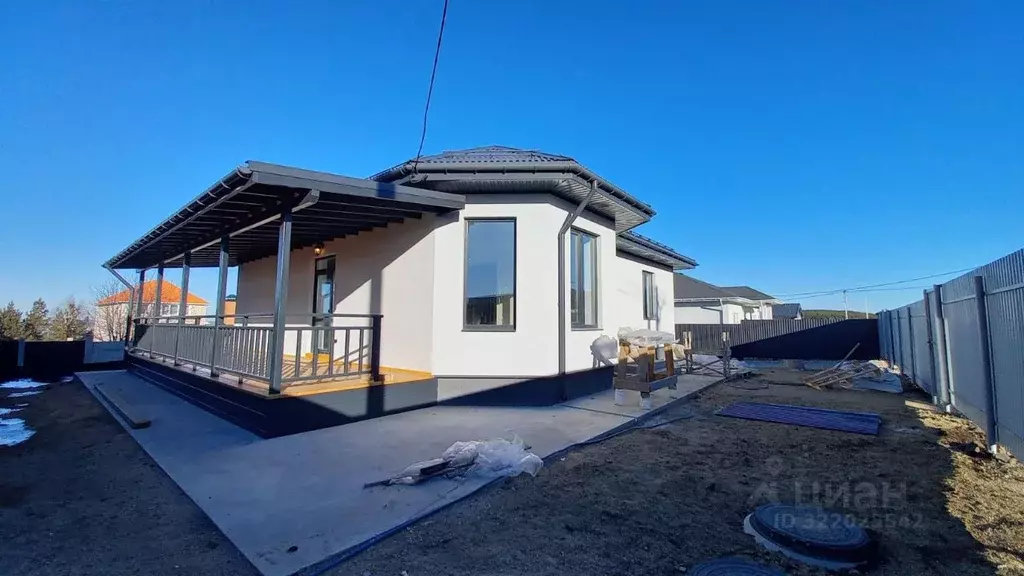 Коттедж в Свердловская область, Сысертский муниципальный округ, с. ... - Фото 0