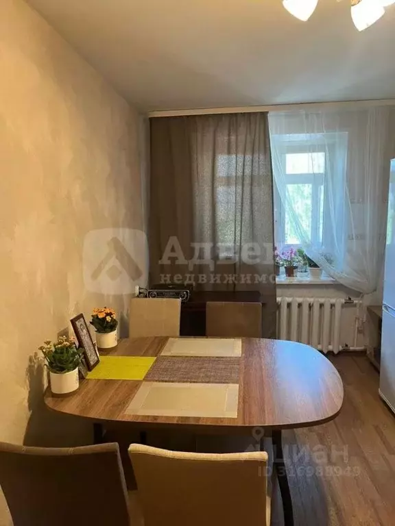 2-к кв. Тюменская область, Тюмень ул. Монтажников, 17к1 (64.7 м) - Фото 1