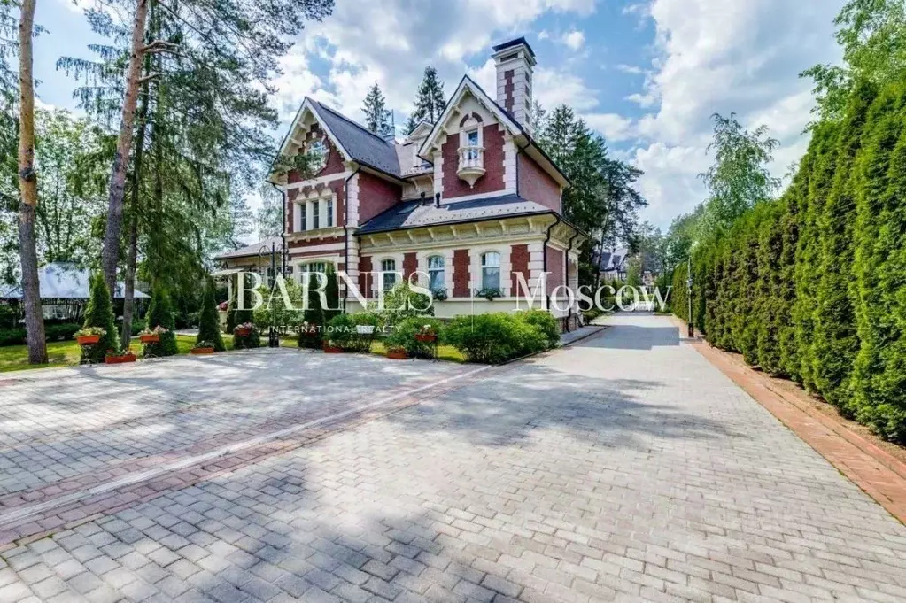 Дом в Московская область, Одинцовский городской округ, с. Жаворонки, ... - Фото 1