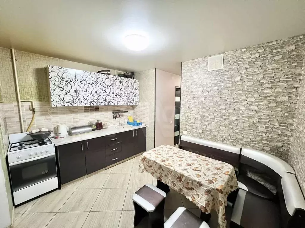 3-к. квартира, 70 м, 4/5 эт. - Фото 0