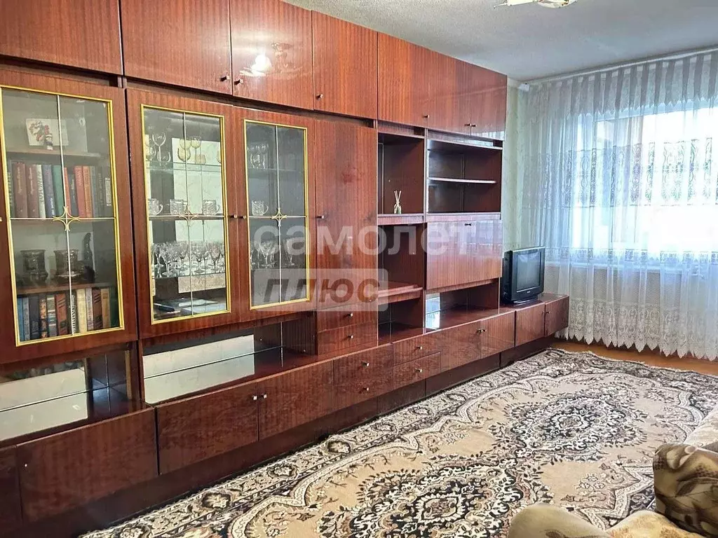 2-к кв. Алтайский край, Барнаул ул. Антона Петрова, 242 (45.2 м) - Фото 2