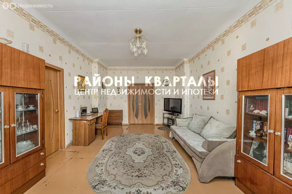 3-комнатная квартира: Челябинск, Каслинская улица, 19 (82.2 м) - Фото 1
