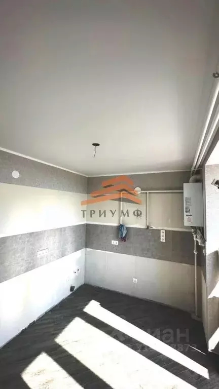 2-к кв. Крым, Феодосия ул. Габрусева, 13 (56.2 м) - Фото 1