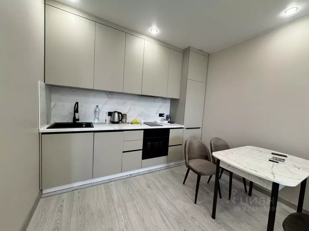 2-к кв. Краснодарский край, Сочи Бытха мкр, ул. Ясногорская, 16/2к11 ... - Фото 1