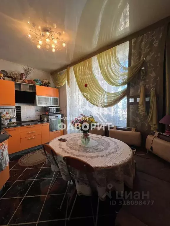 4-к кв. Оренбургская область, Оренбург Ноябрьская ул., 47/2 (119.7 м) - Фото 1