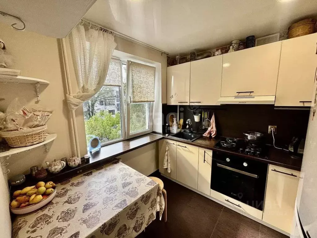 2-к кв. Краснодарский край, Новороссийск ул. Карла Маркса, 1 (42.0 м) - Фото 0