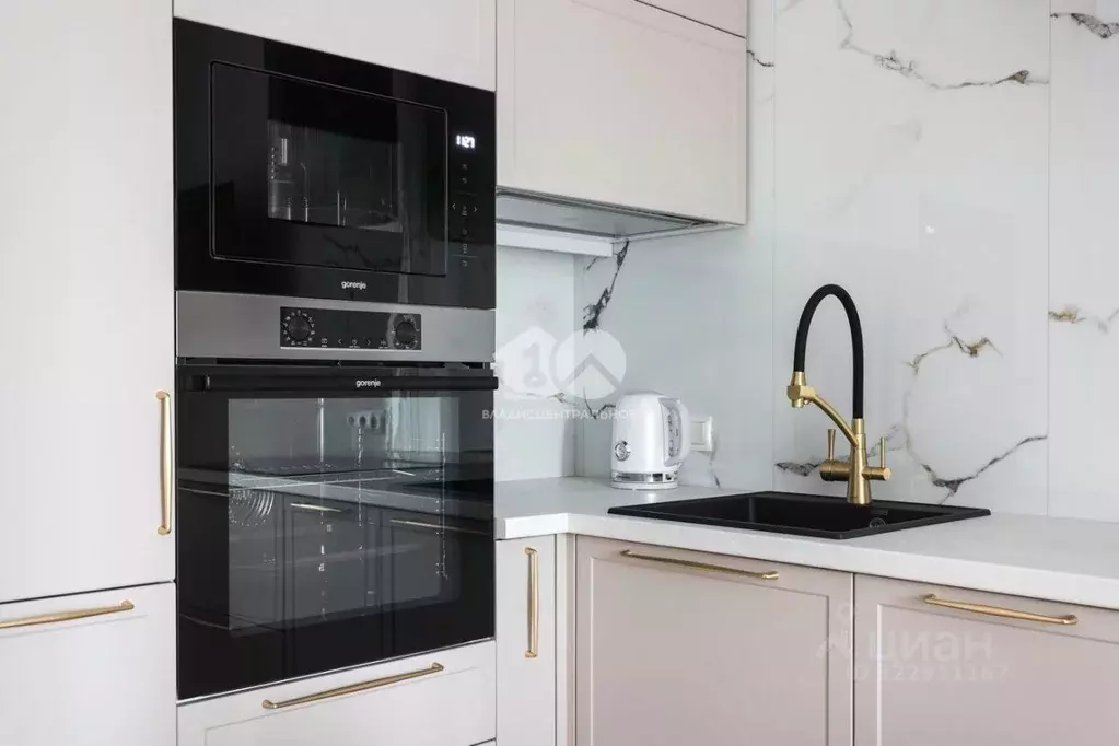 1-к кв. Новосибирская область, Новосибирск Красный просп., 220 (42.0 ... - Фото 1