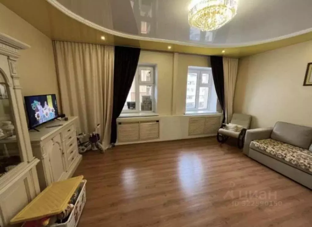 2-к кв. Саха (Якутия), Якутск ул. Жорницкого, 7/20 (63.0 м) - Фото 1