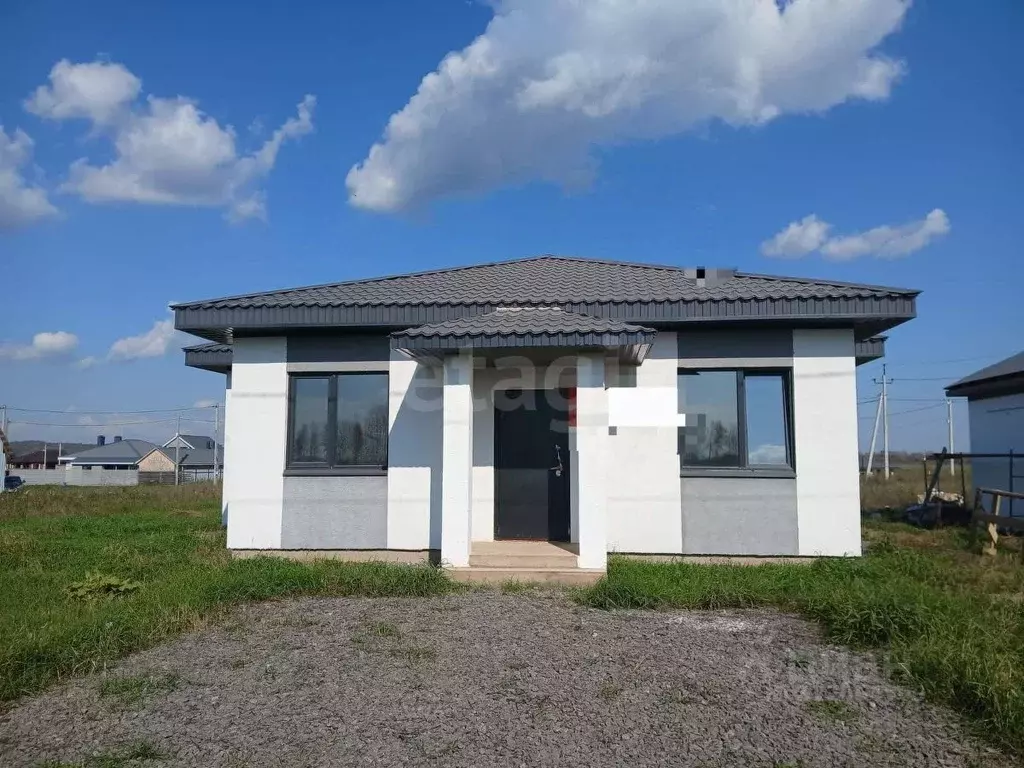 Дом в Башкортостан, Кармаскалинский район, Кабаковский сельсовет, д. ... - Фото 1