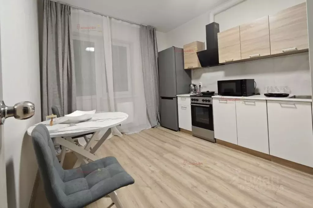 2-к кв. Свердловская область, Екатеринбург ул. Академика Парина, 4 ... - Фото 1