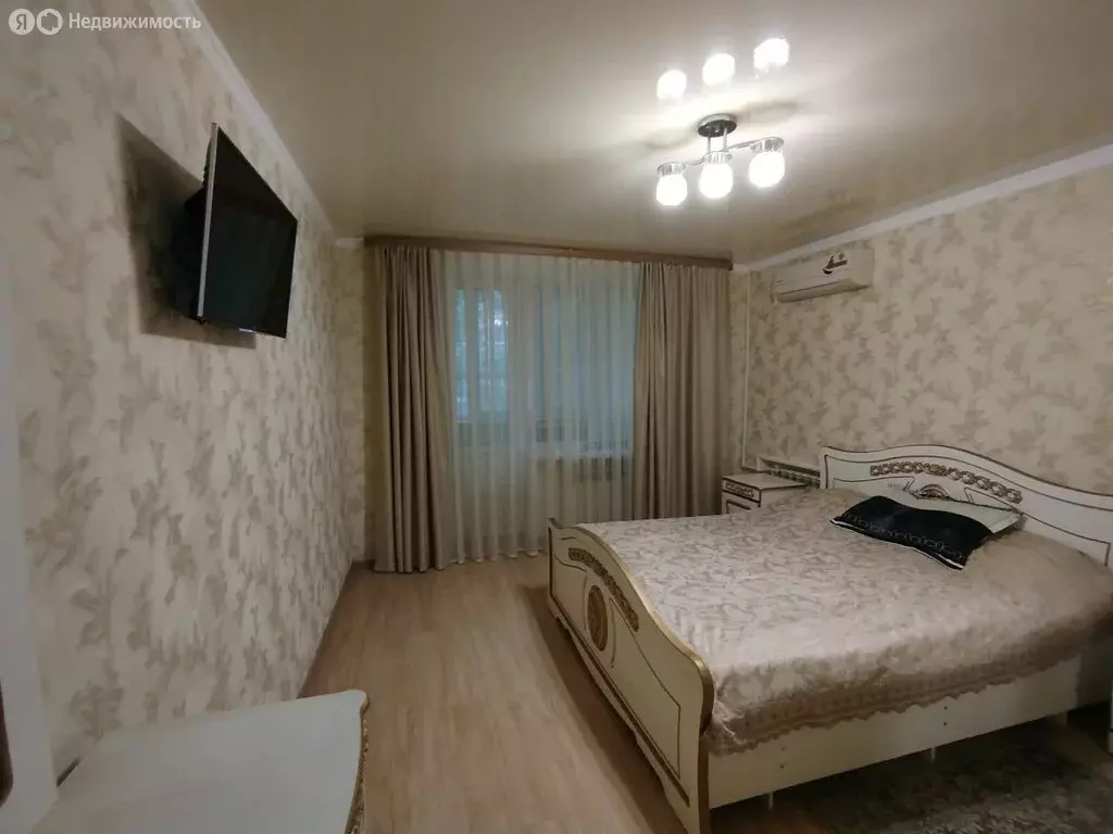 2-комнатная квартира: Армавир, улица Советской Армии, 214/2 (50.7 м) - Фото 0