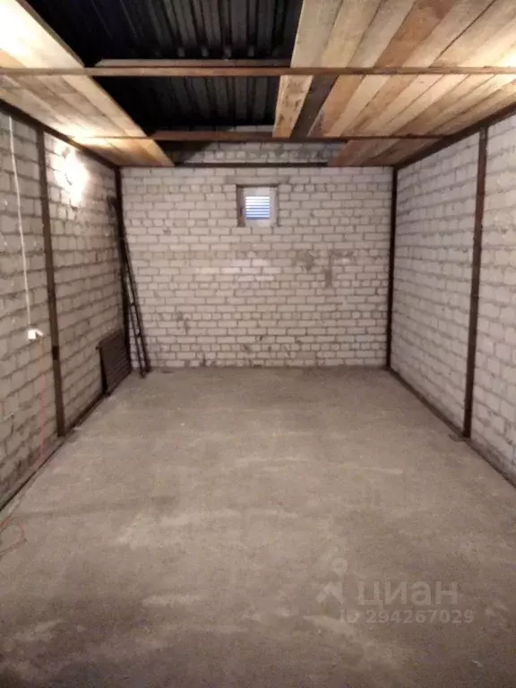 Гараж в Алтайский край, Барнаул ул. Антона Петрова, 249Б (20 м) - Фото 0