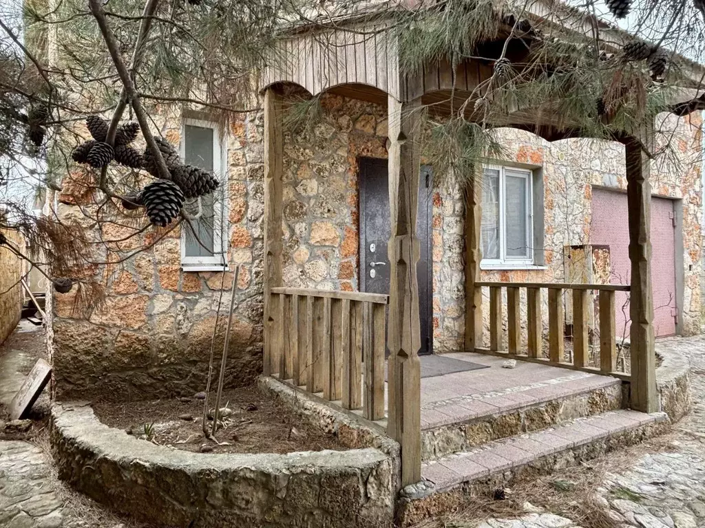 Дом в Крым, Черноморское пгт, Кипарис СНТ  (120 м) - Фото 2