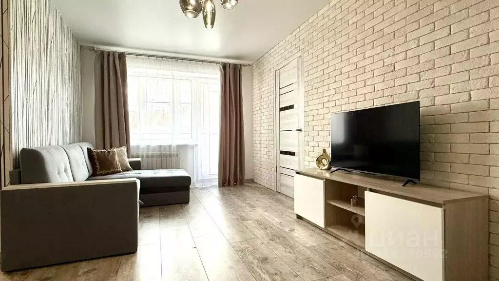 2-к кв. Калининградская область, Калининград Знойная ул., 3 (46.0 м) - Фото 1