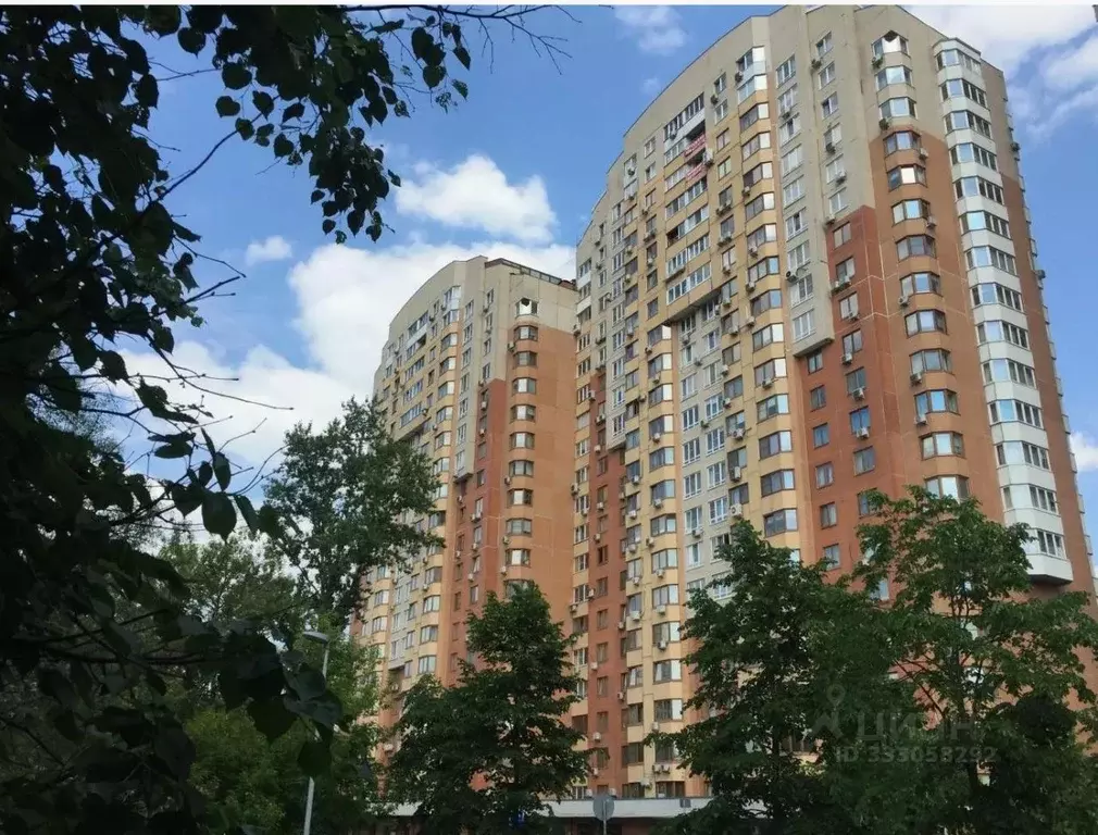 Гараж в Москва бул. Генерала Карбышева, 18 (11 м) - Фото 2