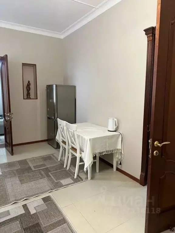 Дом в Дагестан, Махачкала ул. Даниялова, 63 (100 м) - Фото 1