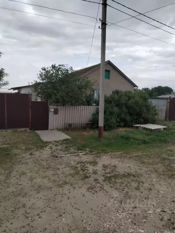 Дом в Волгоградская область, Иловлинское городское поселение, Колоцкий ... - Фото 1