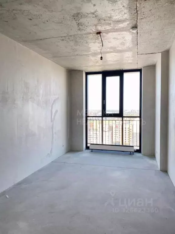 3-к кв. Тюменская область, Тюмень ул. 50 лет Октября, 4 (99.0 м) - Фото 1