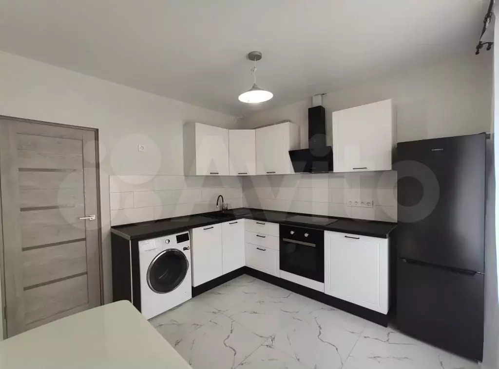 1-к. квартира, 40 м, 1/6 эт. - Фото 0