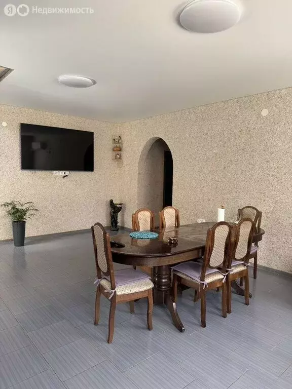 Дом в Пионерское, Крымская улица, 30 (200 м) - Фото 1