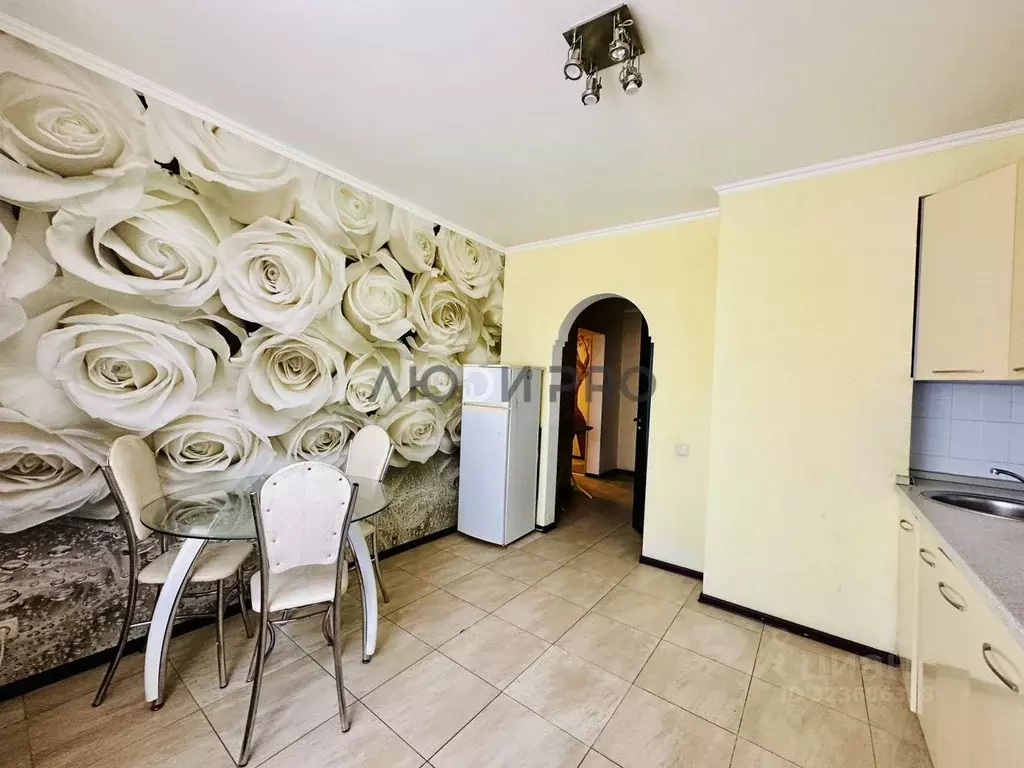 1-к кв. Саратовская область, Саратов ул. Имени С.Ф. Тархова, 27 (45.2 ... - Фото 2