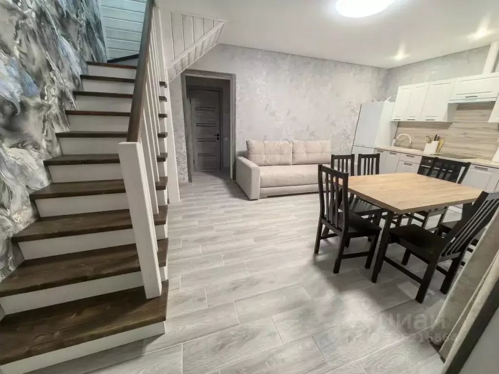 Дом в Башкортостан, Белорецкий район, Абзаковский сельсовет, с. ... - Фото 2