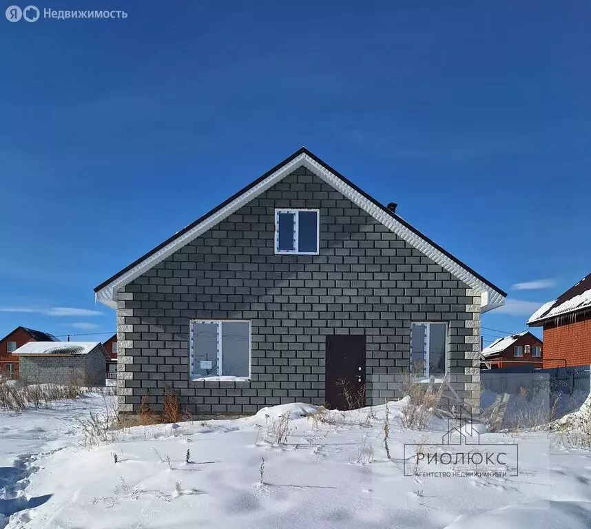 Дом в Магнитогорск, Любимая улица, 79 (90 м) - Фото 1