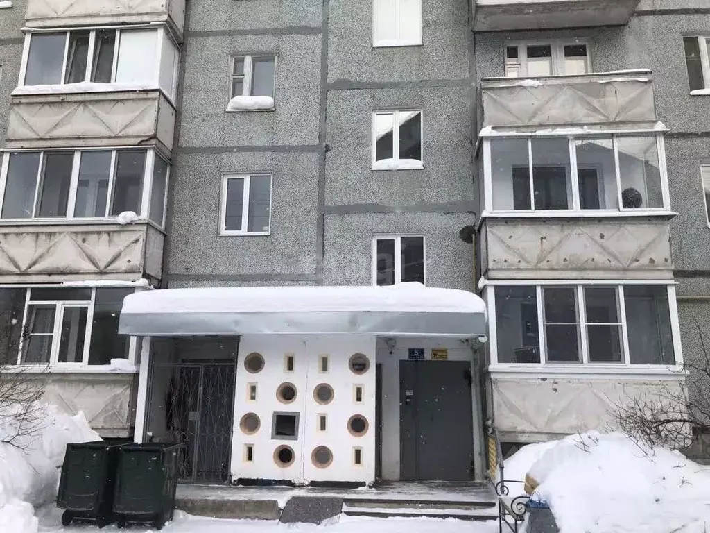 2-к кв. Коми, Сыктывкар Петрозаводская ул., 17 (51.7 м) - Фото 2