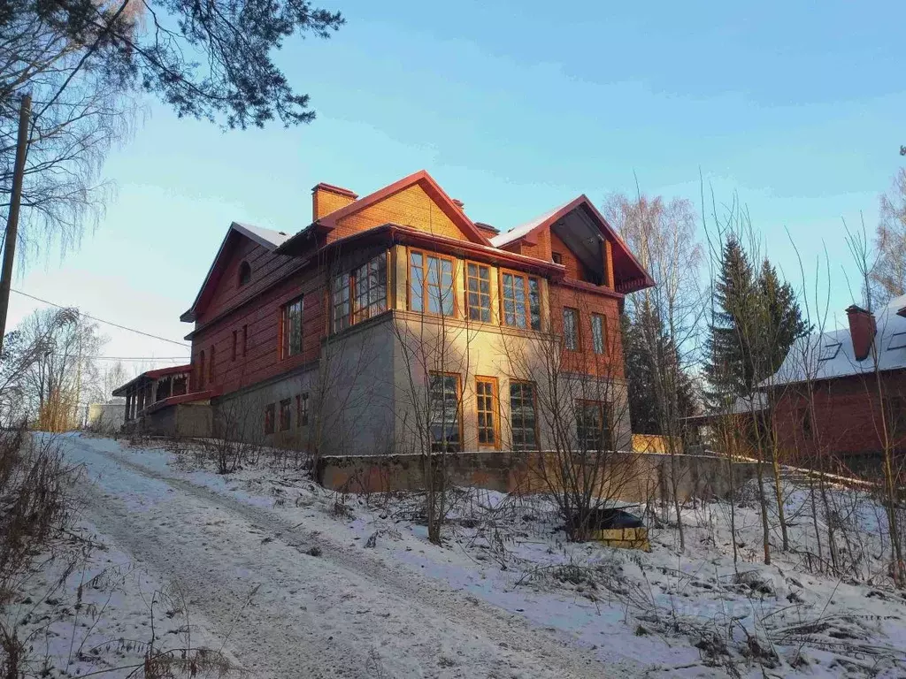 Коттедж в Ленинградская область, Выборгский район, Первомайское с/пос, ... - Фото 1